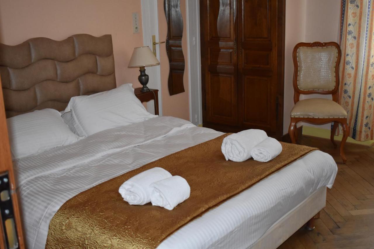 Hotel Le Sauvage Tournus Exterior photo